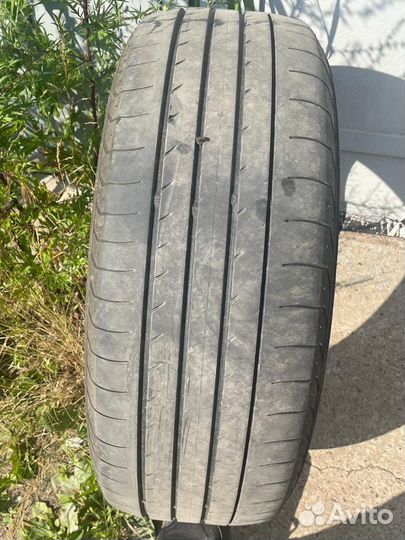 Yokohama Advan Sport V105 235/55 R18