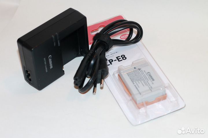 Аккумулятор и зарядка LP-E8 для Canon