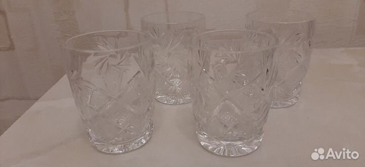 Хрустальные рюмки