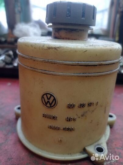 Бачок электроусилителя Шкода Фабия 1. Фольксваген