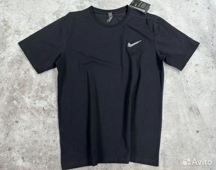 Футболка Nike dri fit