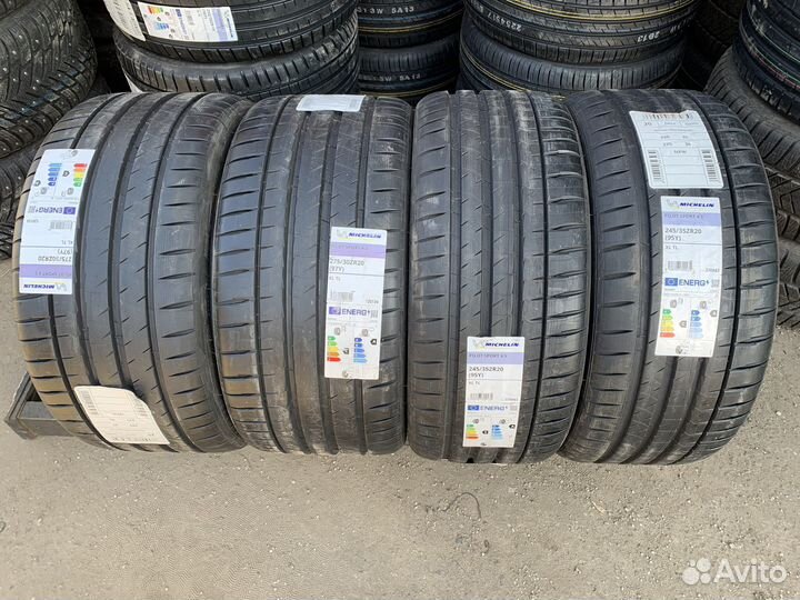 Michelin Pilot Sport 4 S 275/30 R20 и 245/35 R20