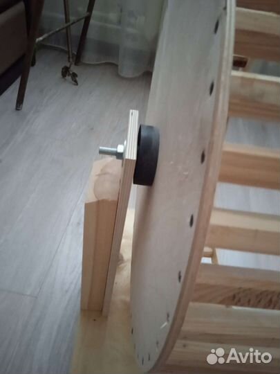 Деревянное колесо для белочки (диаметр 50 см)