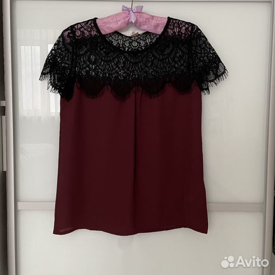 Блузка с кружевом