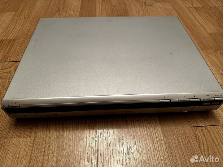 Dvd плеер sony и рекордер со встроенным диском