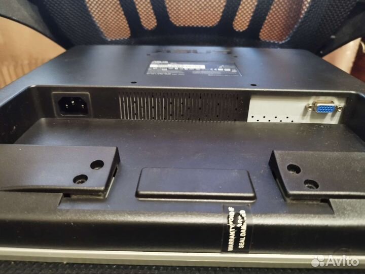 Монитор asus MM17D