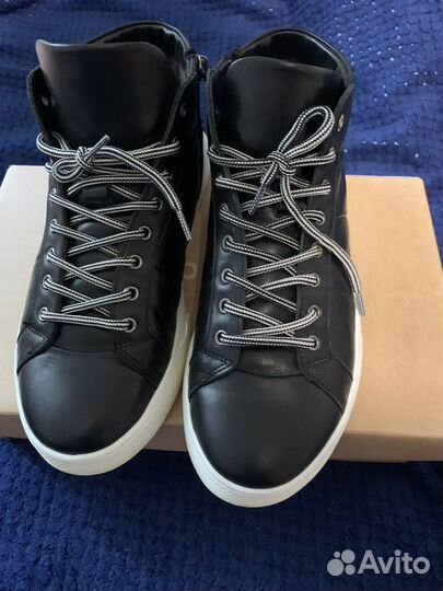 Кеды кожанные демисезонные 38 размер