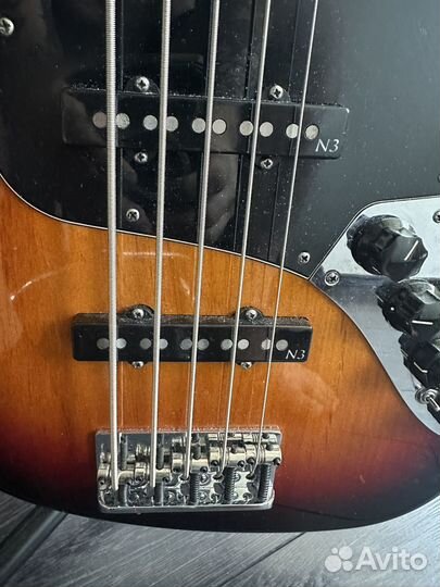 Бас гитара Fender american Jazz Bass Deluxe 5
