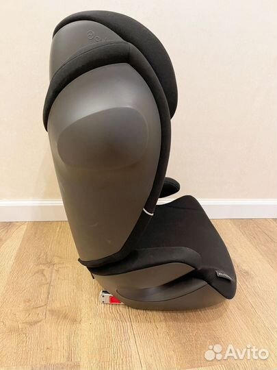 Автомобильное кресло cybex solution m fix