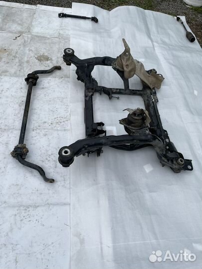 Запчасти с передней подвески MB GL X164