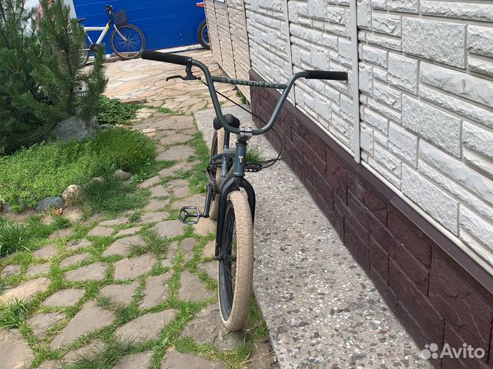 Трюковой велосипед bmx