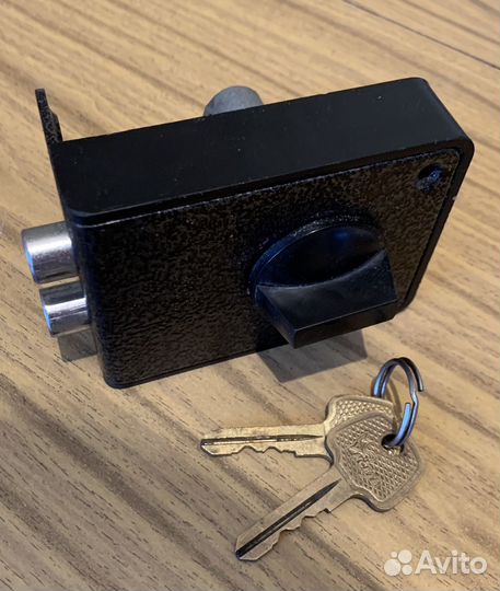 Ручка-защелка.Дверн. ручка.Накладной,врезной замок