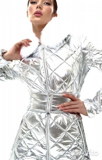 Пальто женское. Пальто на молнии