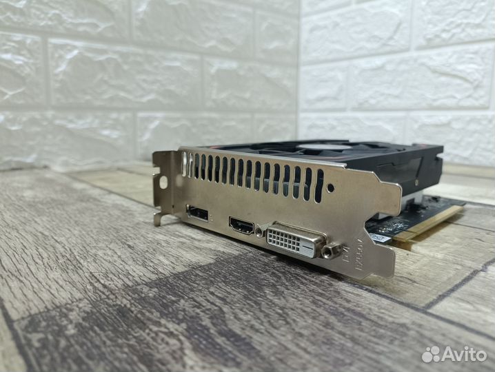 Radeon RX550 Red Dragon 4Gb