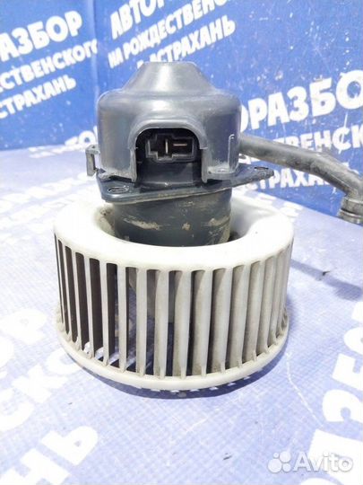 Моторчик печки Honda Accord 3 1990