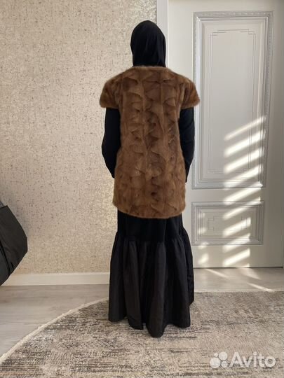 Норковая жилетка женская