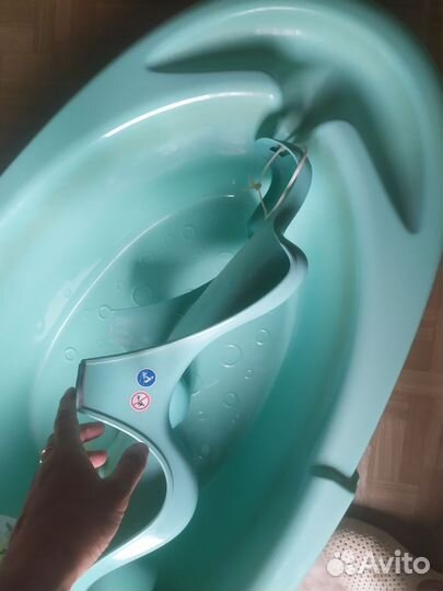 Ванночка для купания с горкой и террметр