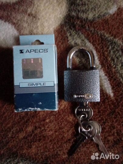 Навесной замок