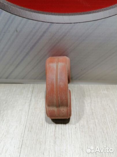 Кронштейн крепление глушителя Kia RIO 3