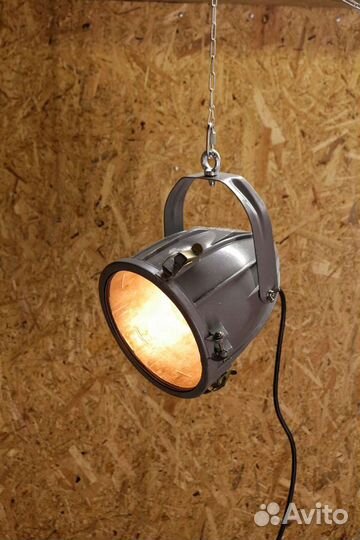 Прожектор СССР подвесной светильник