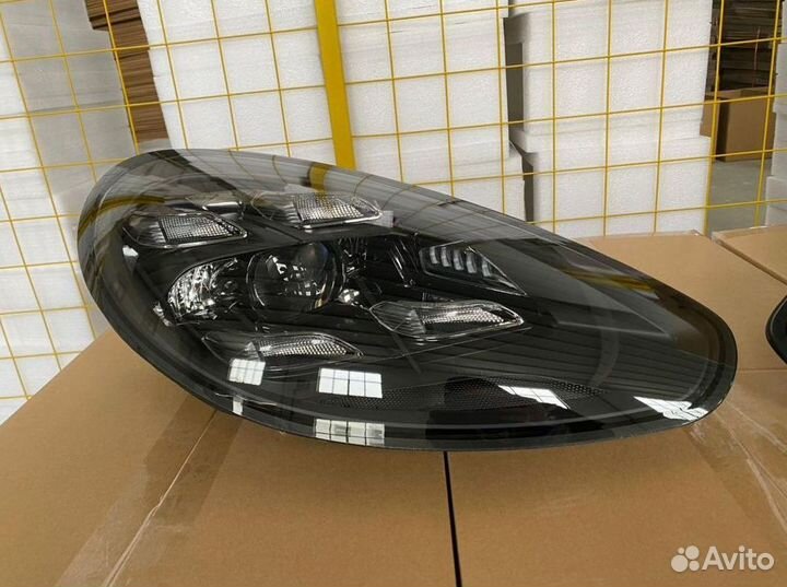 Фары светодиодные Порш Кайен 958.2