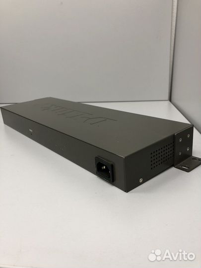 Коммутатор D-link DES-1226G