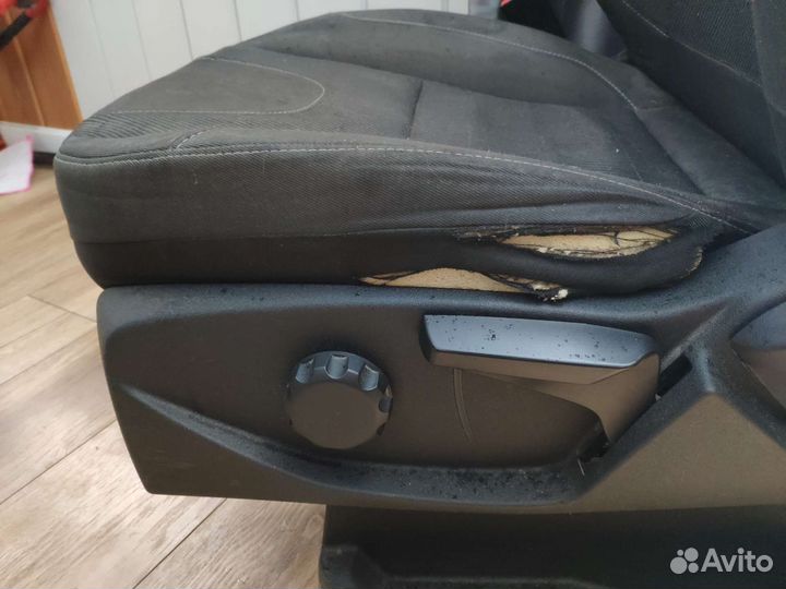 Сиденья Ford Kuga 2