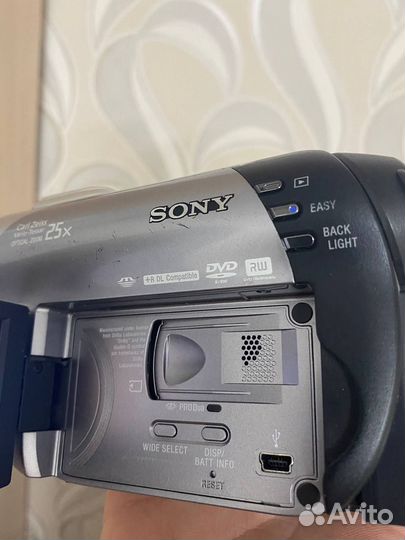 Видеокамера Sony DCR-DVD308E