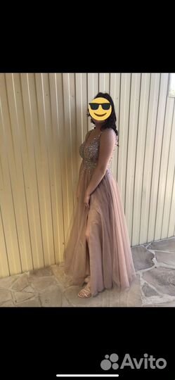 Вечернее платье