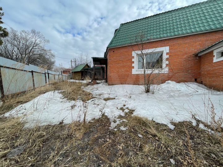 Дом 170 м² на участке 6 сот.