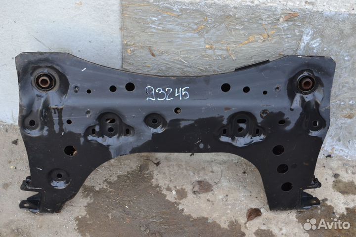 Балка передней подвески