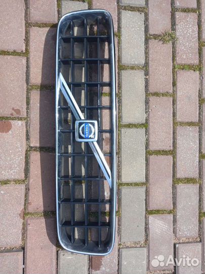 Решётка радиатора вольво хс 90