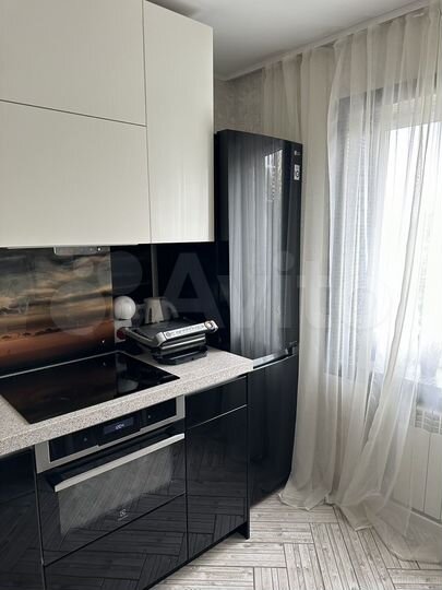 2-к. квартира, 52 м², 4/10 эт.