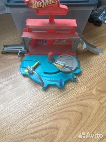 Hot wheels трек