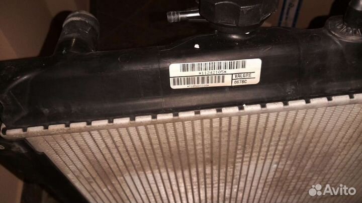 Радиатор охлаждения двс Hummer H3