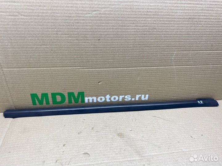 Молдинг стекла задний правый Ford C-Max 2003-2010