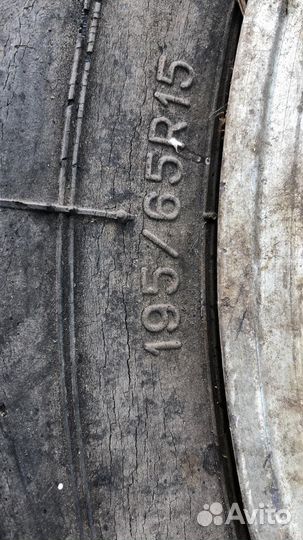 Продам комплект колёс с дисками