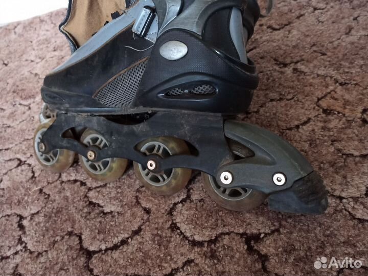 Роликовые коньки мужские. 42 размер