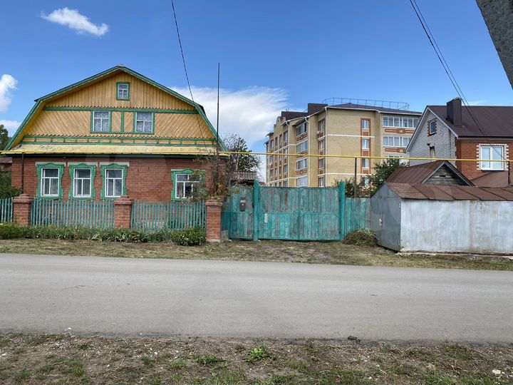 Дом 69 м² на участке 9 сот.