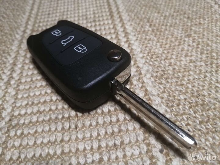 KIA чип ключ 1P000-433-EU-TP HA-T005