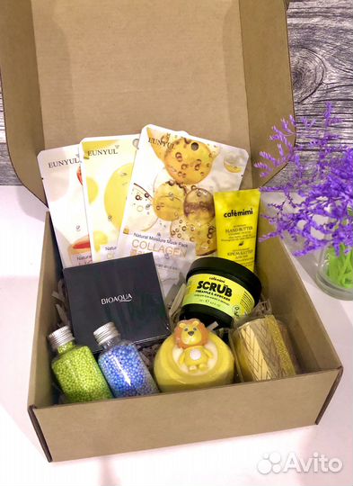 Подарочный бокс для девушки, женщины 8 марта, др