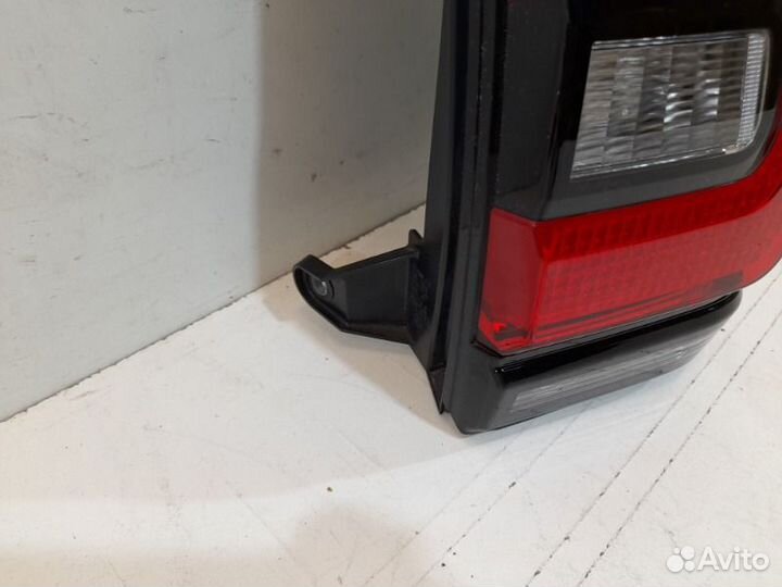 Фонарь задний правый Toyota Land Cruiser Prado
