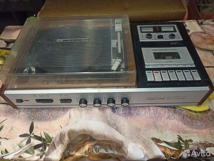 Виниловый проигрыватель Россия 325/Вега312