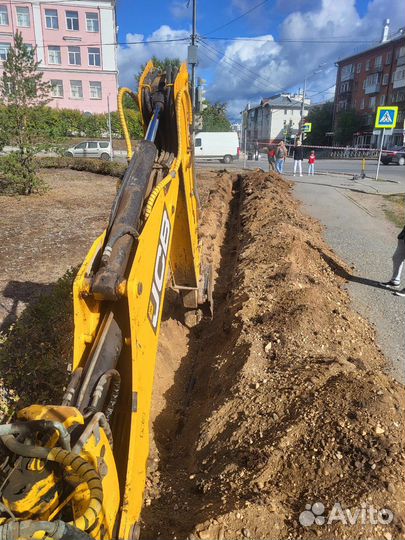 Экскаватор погрузчик jcb