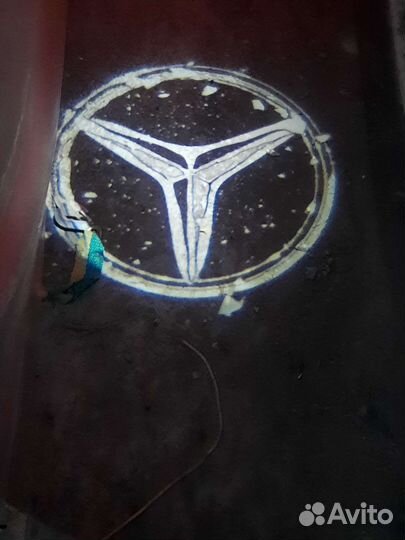 Подсветка эмблемы мерседес в зеркалах