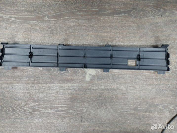 Накладка на бампер Volkswagen Polo 604 cfna 2015