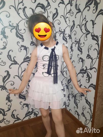 Нарядное платье для девочки