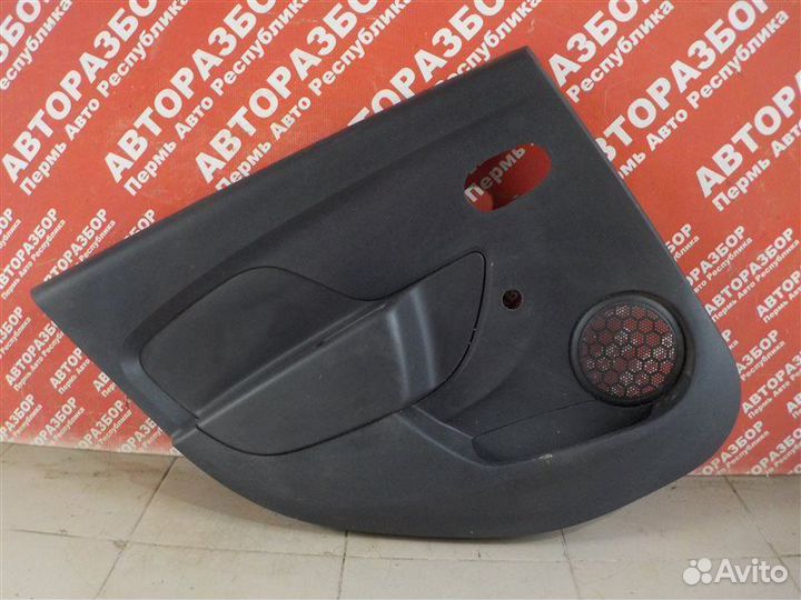 Дверная карта задняя левая Renault Sandero 2 2018