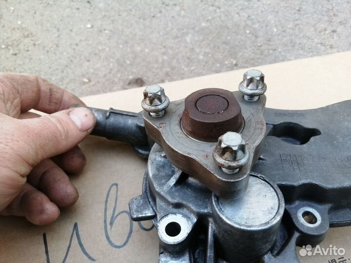 Помпа водяной насос Opel Corsa D Meriva B Mokka