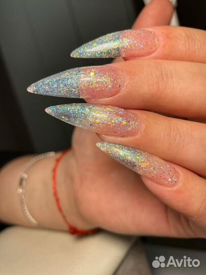 Маникюр с покрытием и наращивание ногтей